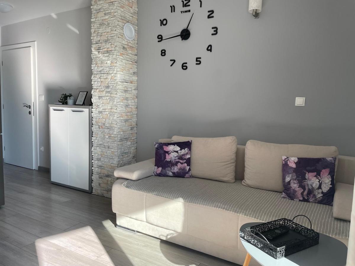 Apartments Silver Beauty Рогозниця Екстер'єр фото